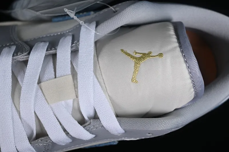All categories Air Jordan Jordan series basketball shoes Air Jordan 1 Low Air Jordan 1 Low AJ1 Joe 1 contrast denim low-top cultural casual sneakers FZ5046-041